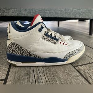 Jordan retro 3s